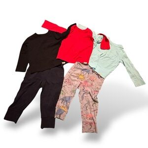 Colorful Gap 2T Playtime Favorites Kids' Clothing Sets. Gently used condition.